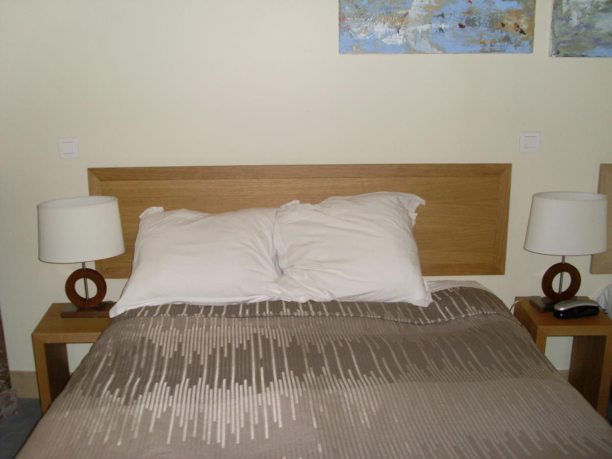 Hotel Le Parc Marly-le-Roi Esterno foto