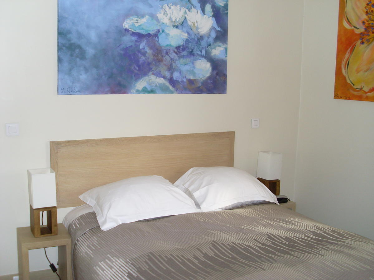 Hotel Le Parc Marly-le-Roi Esterno foto